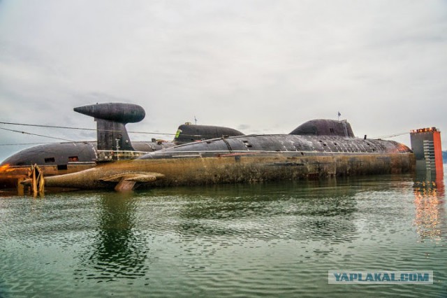 Транспортировка атомных подводных лодок "Братск"