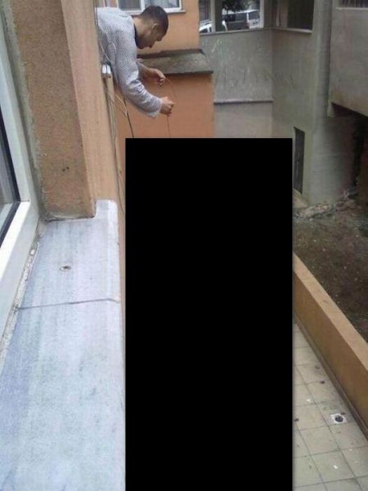 Как поднять вещь, выпавшую из окна?