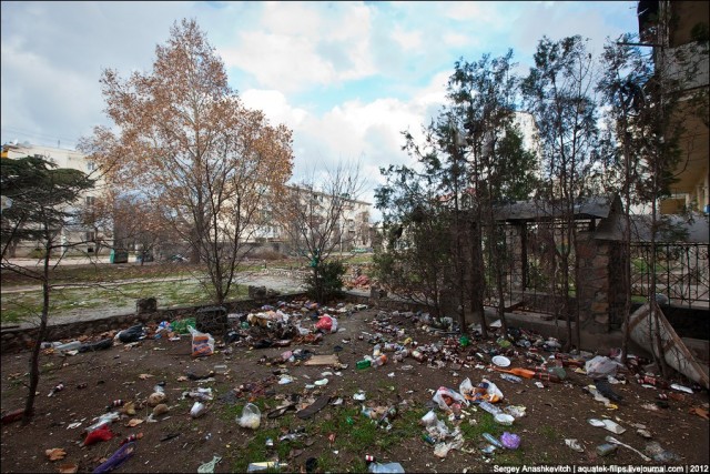 Ступеньки в ад. Обычная городская пятиэтажка