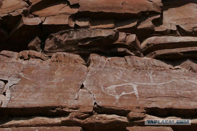 Иордания. Петра. Эль-Хазне. Новодел после приличного потопа
