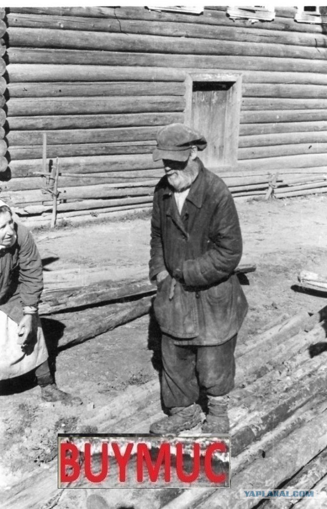 Крестьяне, деревенские  хаты. 1941-1942