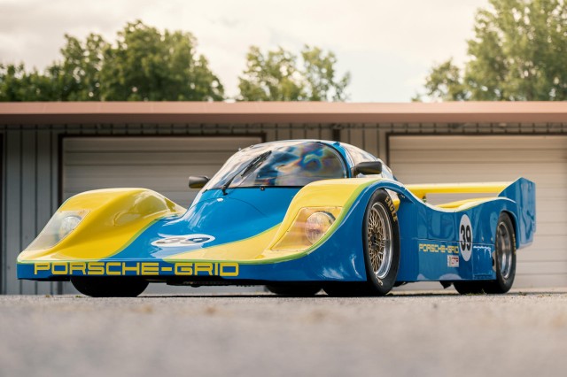 Group B. Красивых автофото пост