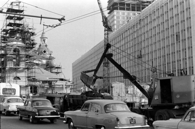 Москва и москвичи. Двадцатый век. 25.08.24