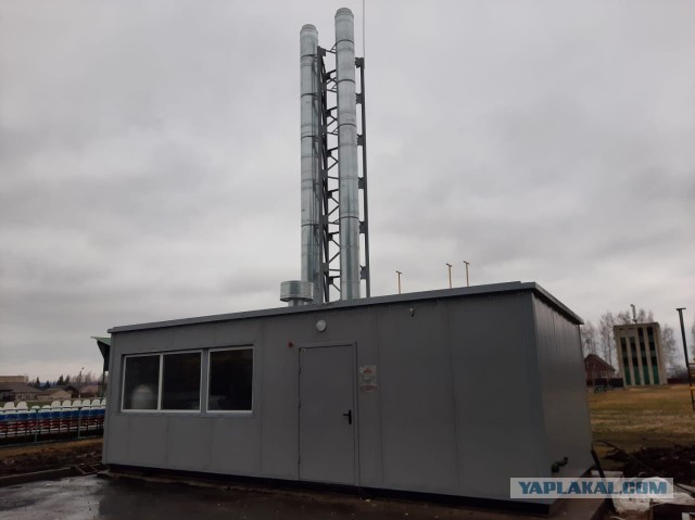 В западных соцсетях завирусился кадр с гигантской ракетой прямо во дворе — речь о памятнике «Союз-У» в Байконуре