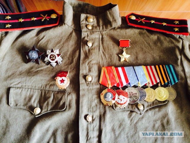 Мой дед, участник парада победы в 1945ом.