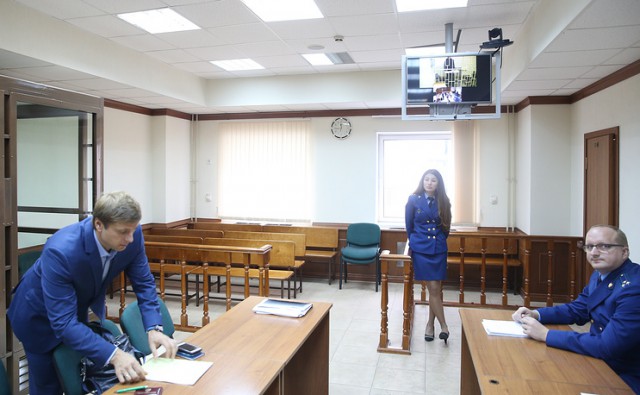 Сегодня Захарченко расскажет, кто его подставил и откуда миллиарды