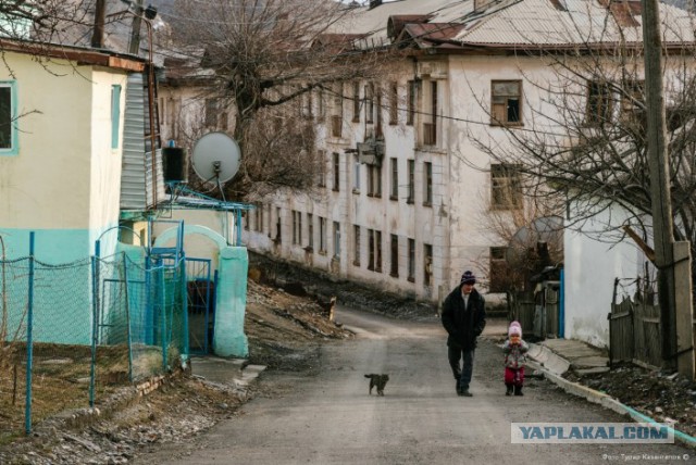 Затерянный казахстанский поселок, живущий в параллельной реальности