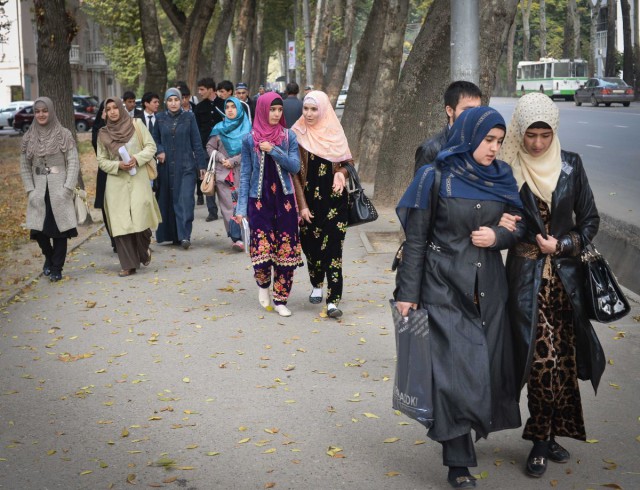 "Все упирается в девственность". Таджикистан глазами русского