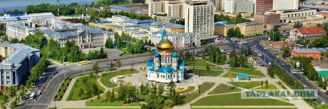 В Екатеринбурге продолжается война со сторонниками церкви: заминирована епархия