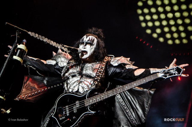 Kiss - Dynasty. История создания