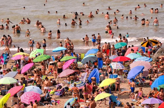 Лето на аргентинских пляжах - отдых для глаз в зимний период