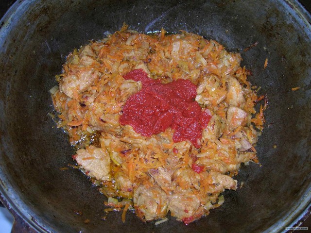 Капуста с мясом