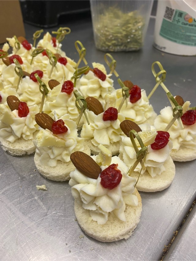 Странная у меня работа