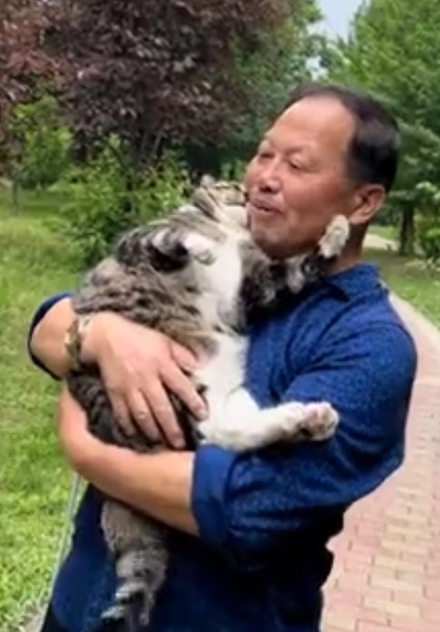 愛 Любовь