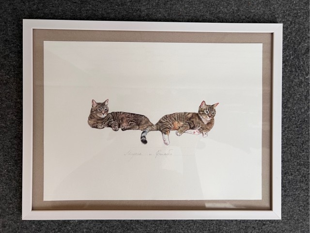 Была у меня проба пера - рисовала таксу, тоже в миниатюре. И как по заказу - написала девушка, попросила сделать в миниатюре ее котов - Марсика и Симбу.