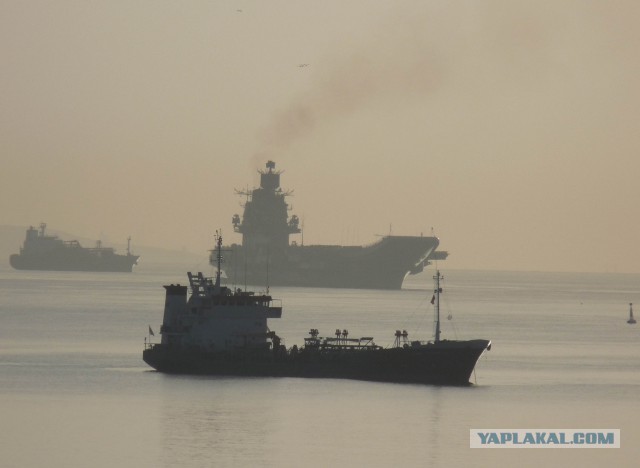 Бегущие по волнам. Как российские моряки угоняли авианосец.