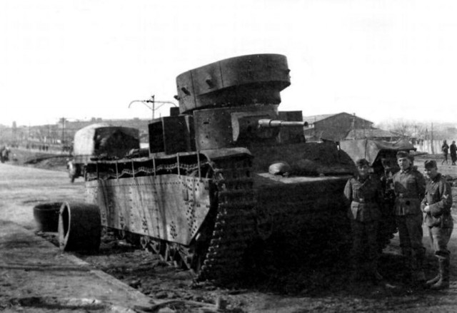 Трагедия начала Великой Отечественной на примере Т-28 и Т-35.