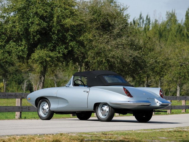 Bertone. Красивых автофото пост