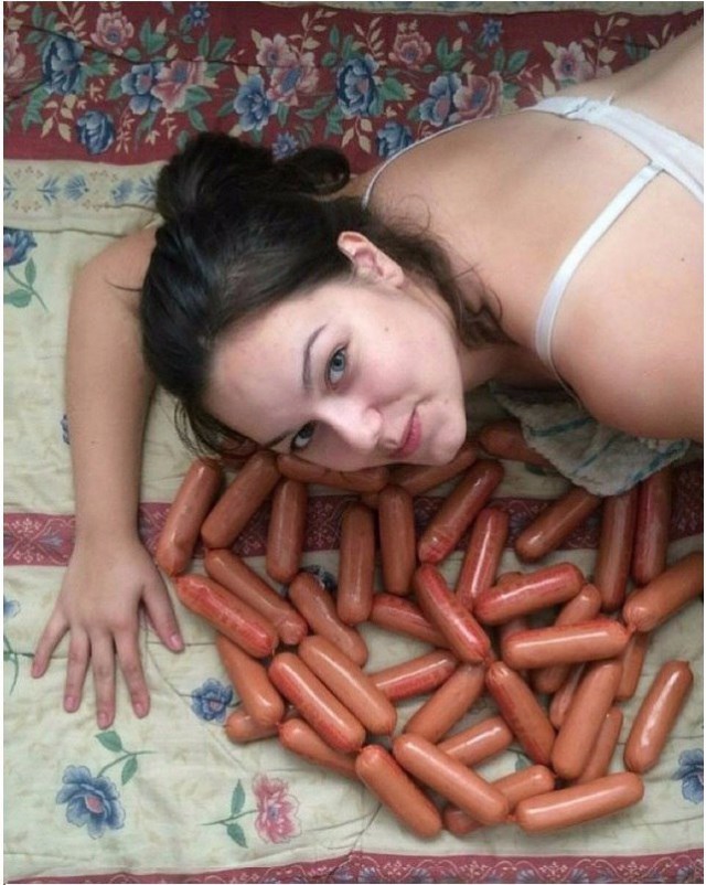 Давай я тебя ещё вот в этой позе сфоткаю