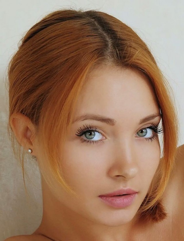 Девушки из Facebook 2