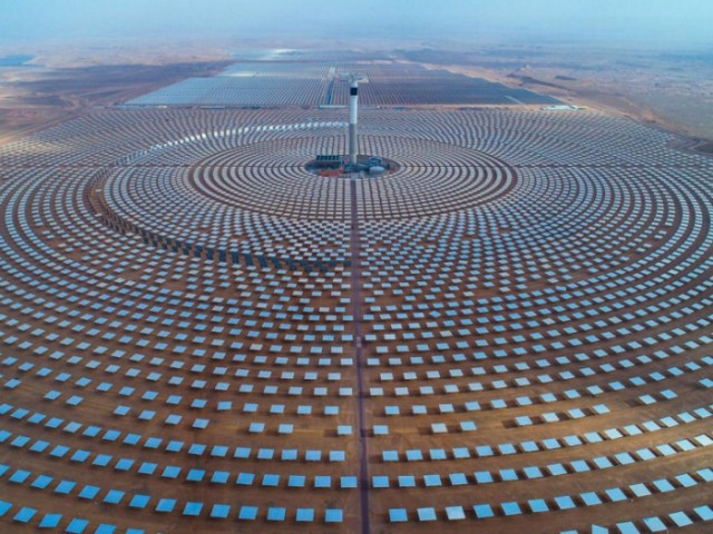 Солёная солнечная энергия - 195-метровая башня, заполненная солью