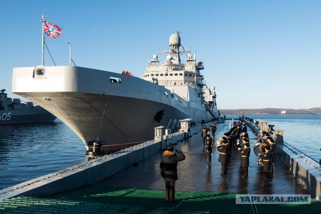 Новейший корвет для ТОФ "Резкий" вывели со стапеля в Комсомольске-на-Амуре