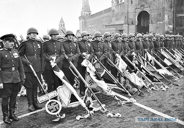 Советские солдаты в плену.
