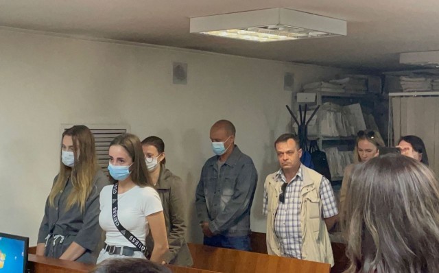 В Кемерове суд вынес приговор пяти сотрудникам полиции по резонансному делу об убийстве студентки