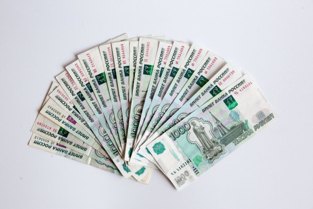 Родители двоих и более детей с 2026 года будут получать семейную налоговую выплату