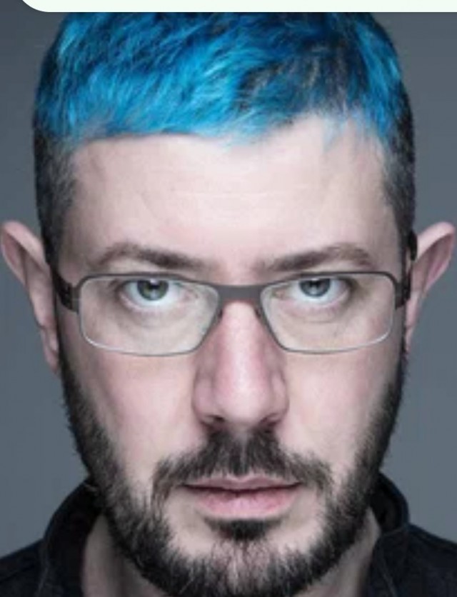 Почему за ним все еще не пришли?