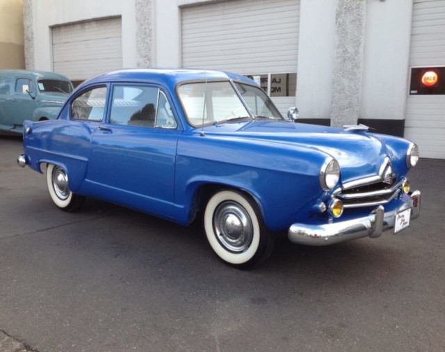 1954 Kaiser Darrin 161. Автопятница №40