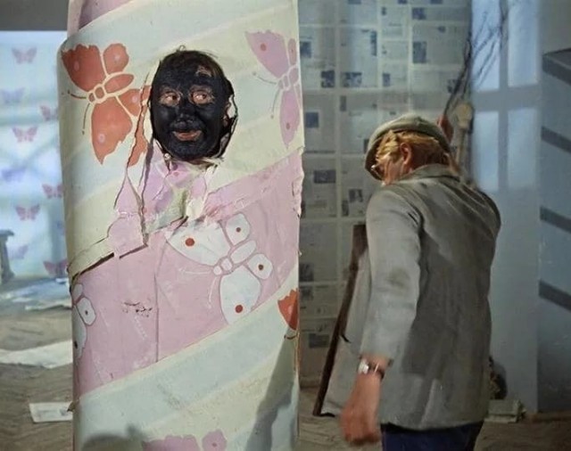 Канадский блогер, изучающий русский язык, не понял шутку из советского фильма