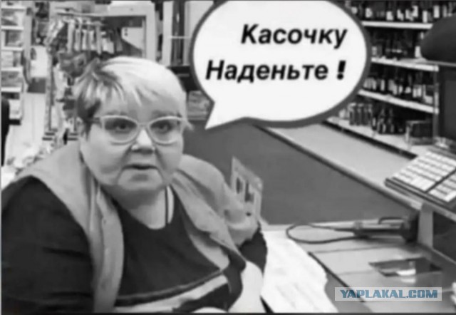 Движение на Крымском мосту остановили из-за ЧП