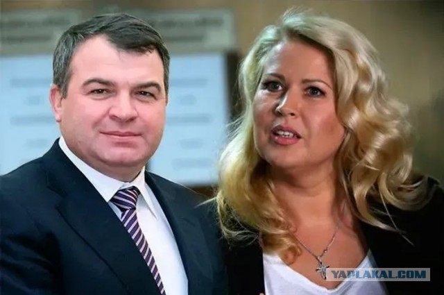 Двух замруководителя московского главка ФССП отправили в СИЗО