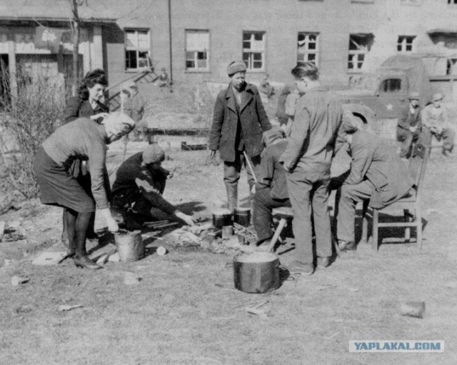 Фотографии второй мировой, многие цветные (фото)