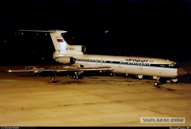 Деревянная модель Ту-154Б2