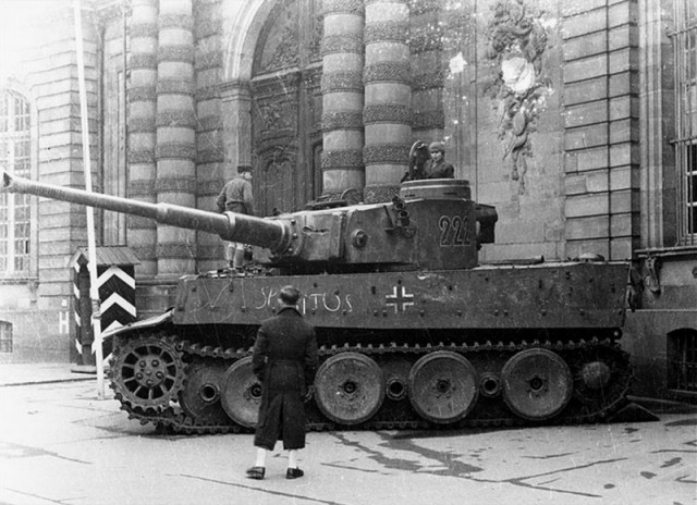 Некогда страшные "Тигры Pz.Kpfw. VI Ausf. H - B"