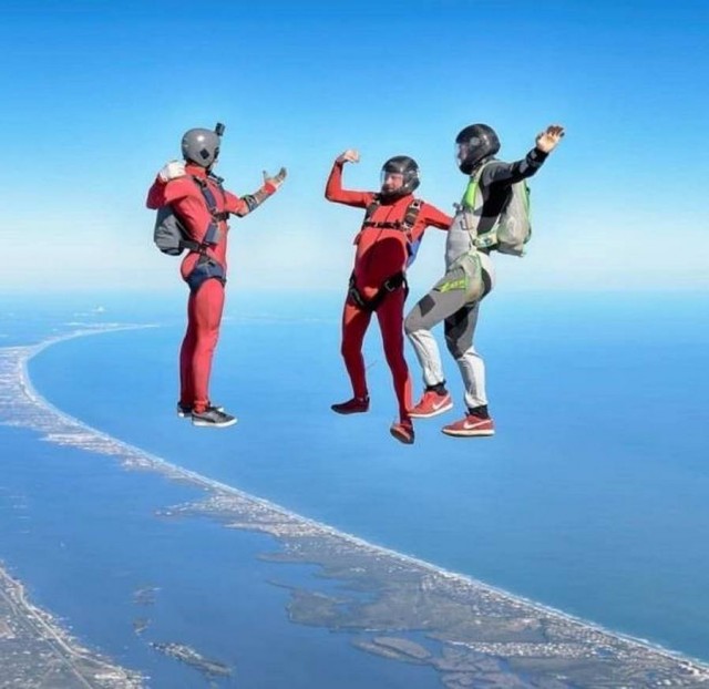 Просто 33 картинки