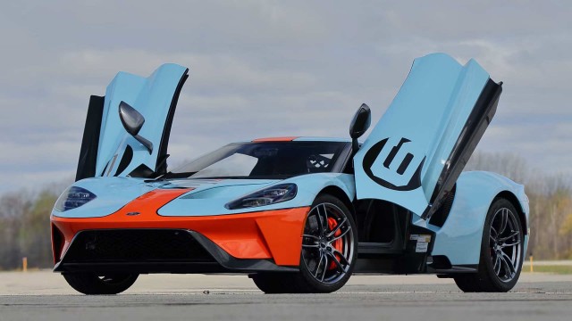 Автомобили аукциона Mecum. Топ 2023 года