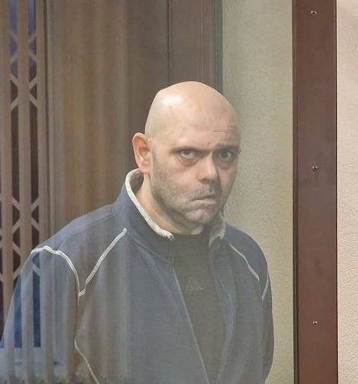В Краснотурьинске главного патологоанатома Эль-Хатиба Хайтама Самира приговорили к восьми годам лишения свободы за вымогательство денег у санитаров.