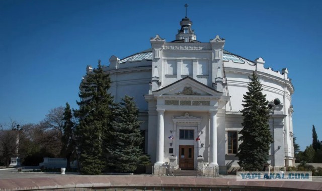 Здание Панорамы "Оборона Севастополя 1854–1855 гг."  полностью уничтожено после атаки дронов