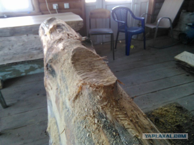 Лавка из березового бревна