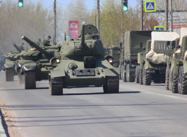 Как Т-34 готовят к параду Победы в Нижнем Новгороде