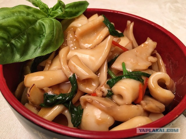 Кальмары (Three Cup Squid)