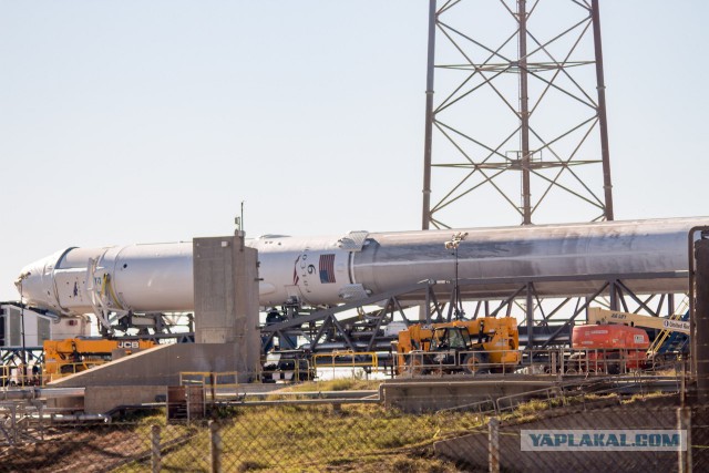 SpaceX успешно запустила корабль Dragon на МКС