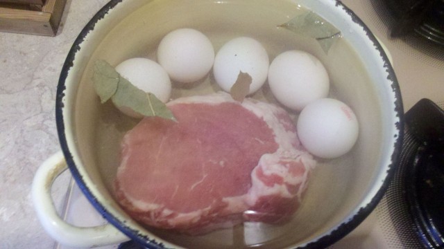 Пятничные посиделки на теплотрассе ©