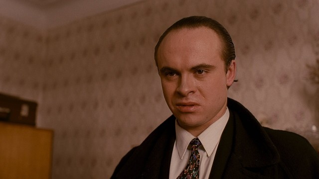 Подскажите фильмы 90-х с превосходной игрой актеров?