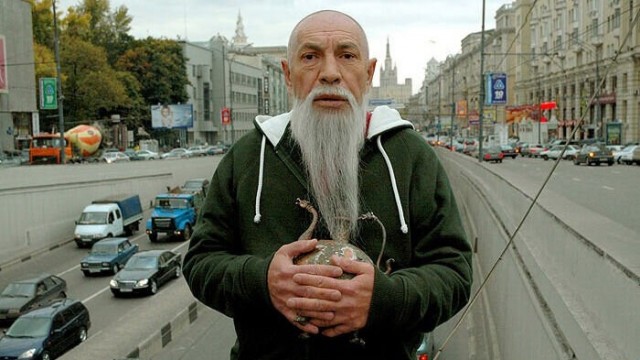 Таксист включил девушке аудиокнигу с очень интересным содержанием