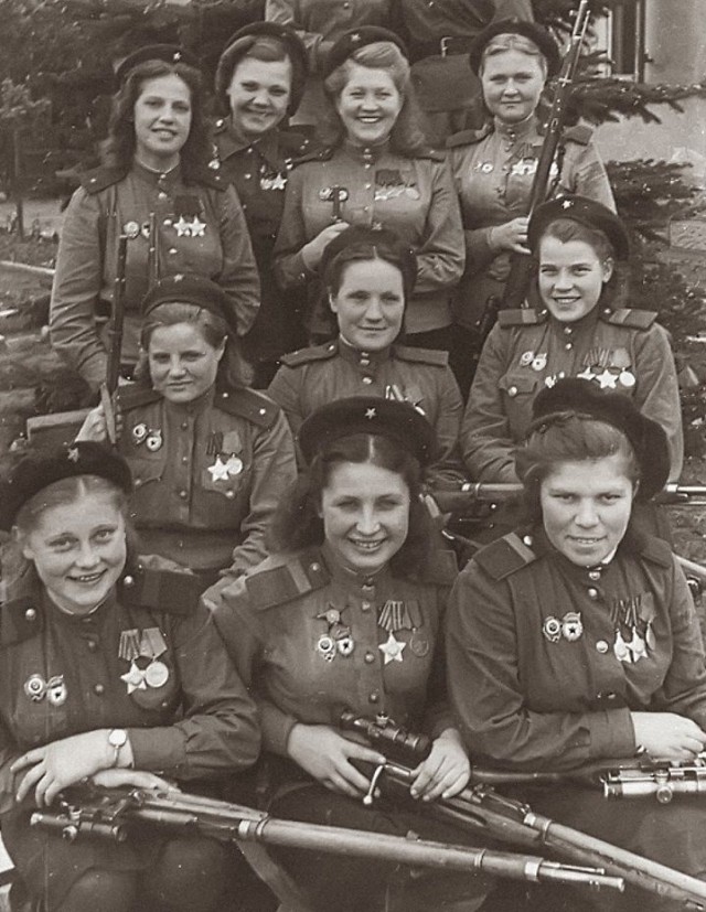 Бразильянки в армии