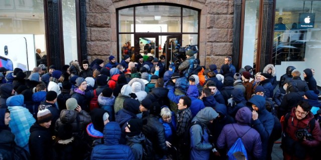 Очереди в СССР на снимках